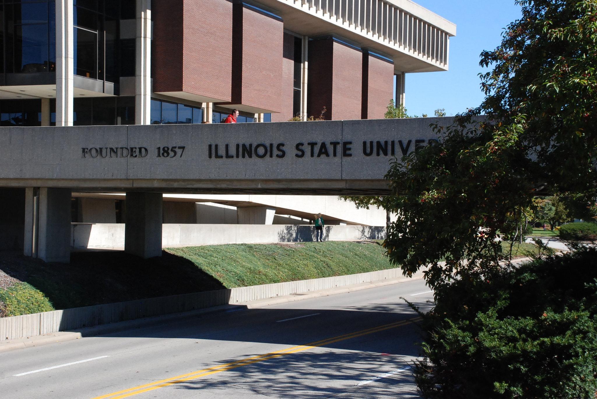 Holiday Inn Express Hotel & Suites Bloomington-Normal University Area By Ihg Eksteriør bilde