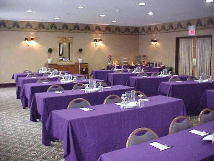 Holiday Inn Express Hotel & Suites Bloomington-Normal University Area By Ihg Eksteriør bilde